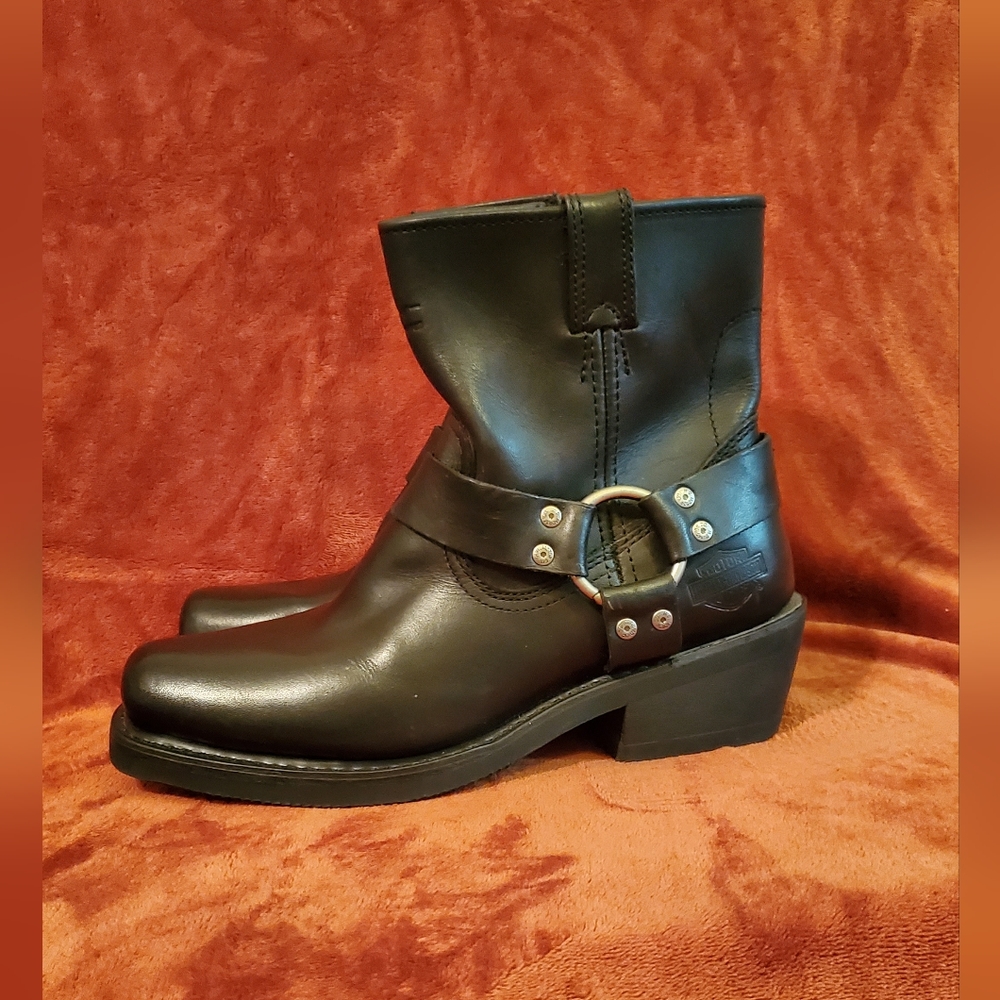 Harley Davidson Black Leather Moto/Biker Boots Gem
